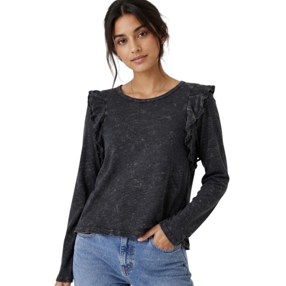 Anthropologie Eri + Ali Washed Ruffle Knit Top Gray Long Sleeve Romantic